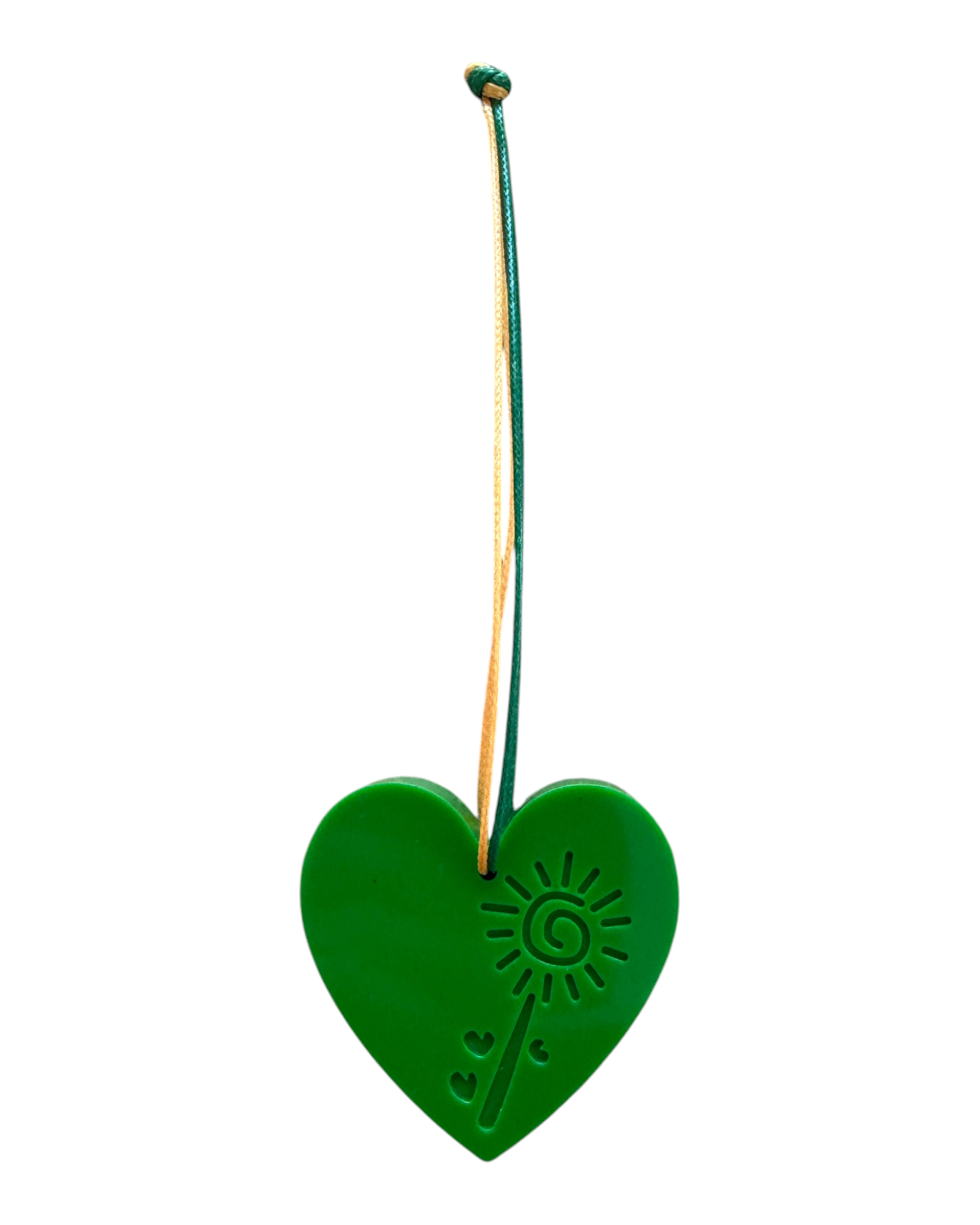 Suspension Tiny Magic verte en résine époxy avec motif baguette magique, idéale pour décorer une poignée de porte ou une fenêtre.