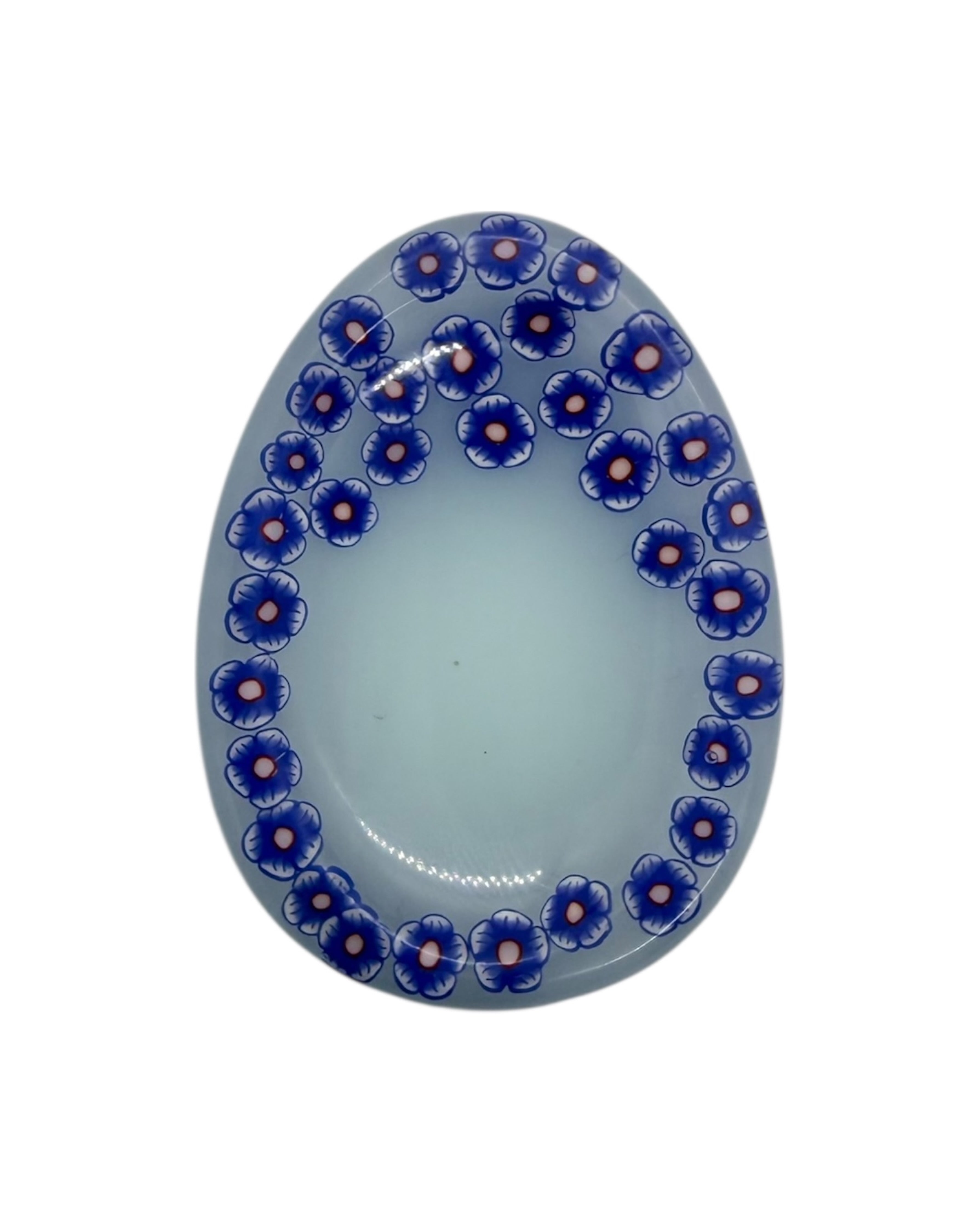 Galet antistress artisanal Flow conçu pour accompagner le mouvement du pouce