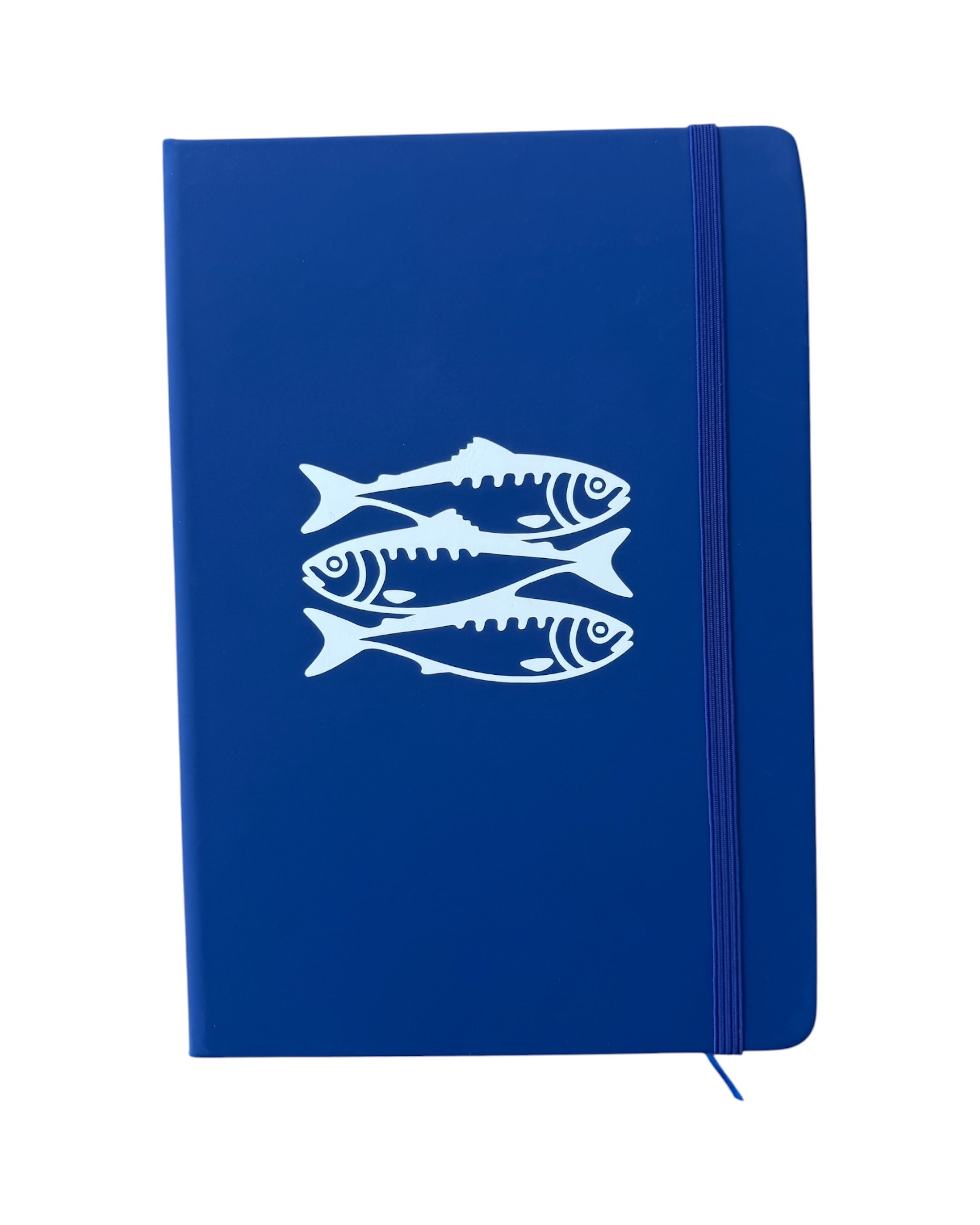 Notebook bleu 96 pages avec illustration blanche de trois sardines au style minimaliste sur la couverture.