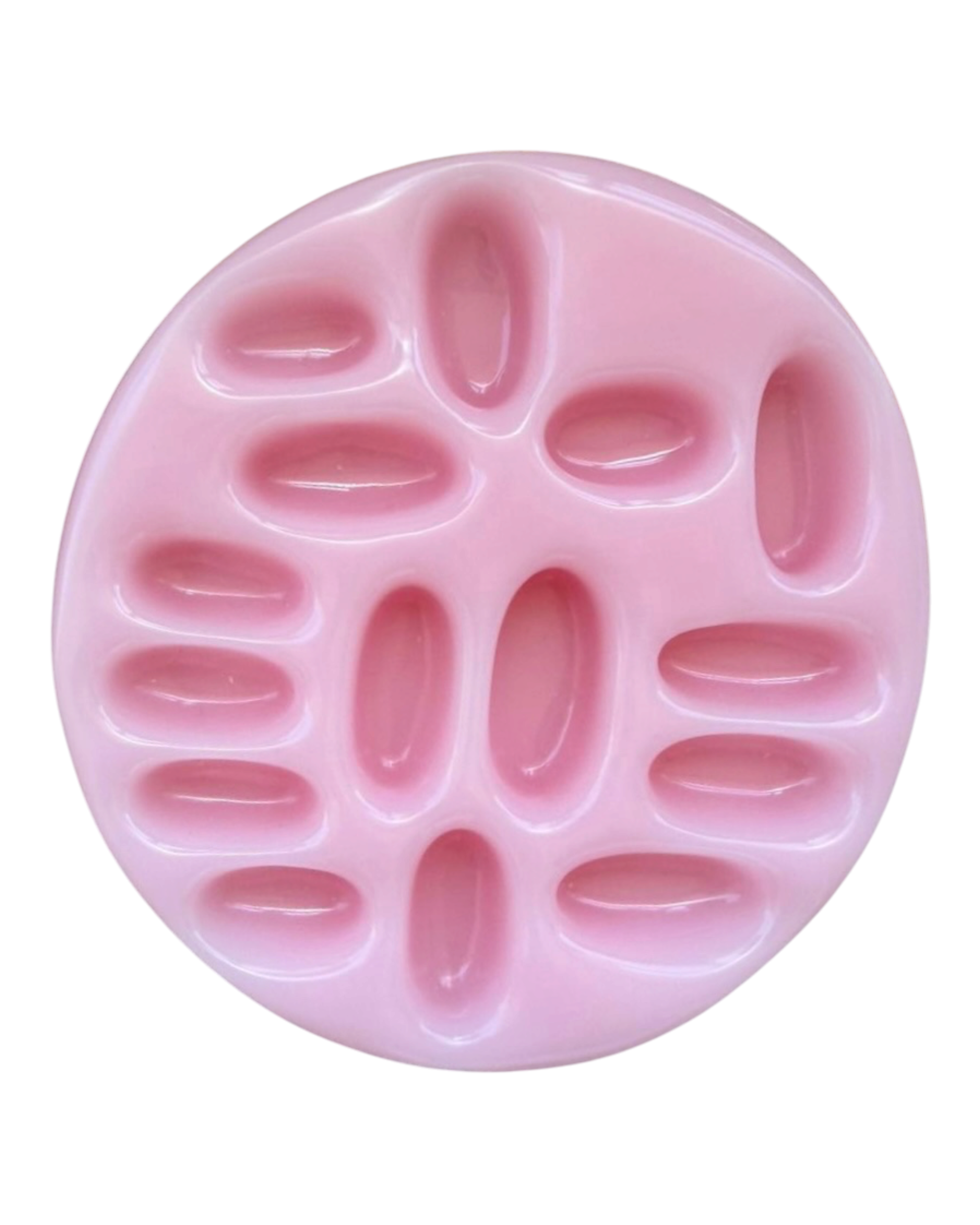 Support à bagues rose en résine époxy fait main avec plusieurs emplacements pour ranger et organiser bagues et petits bijoux.