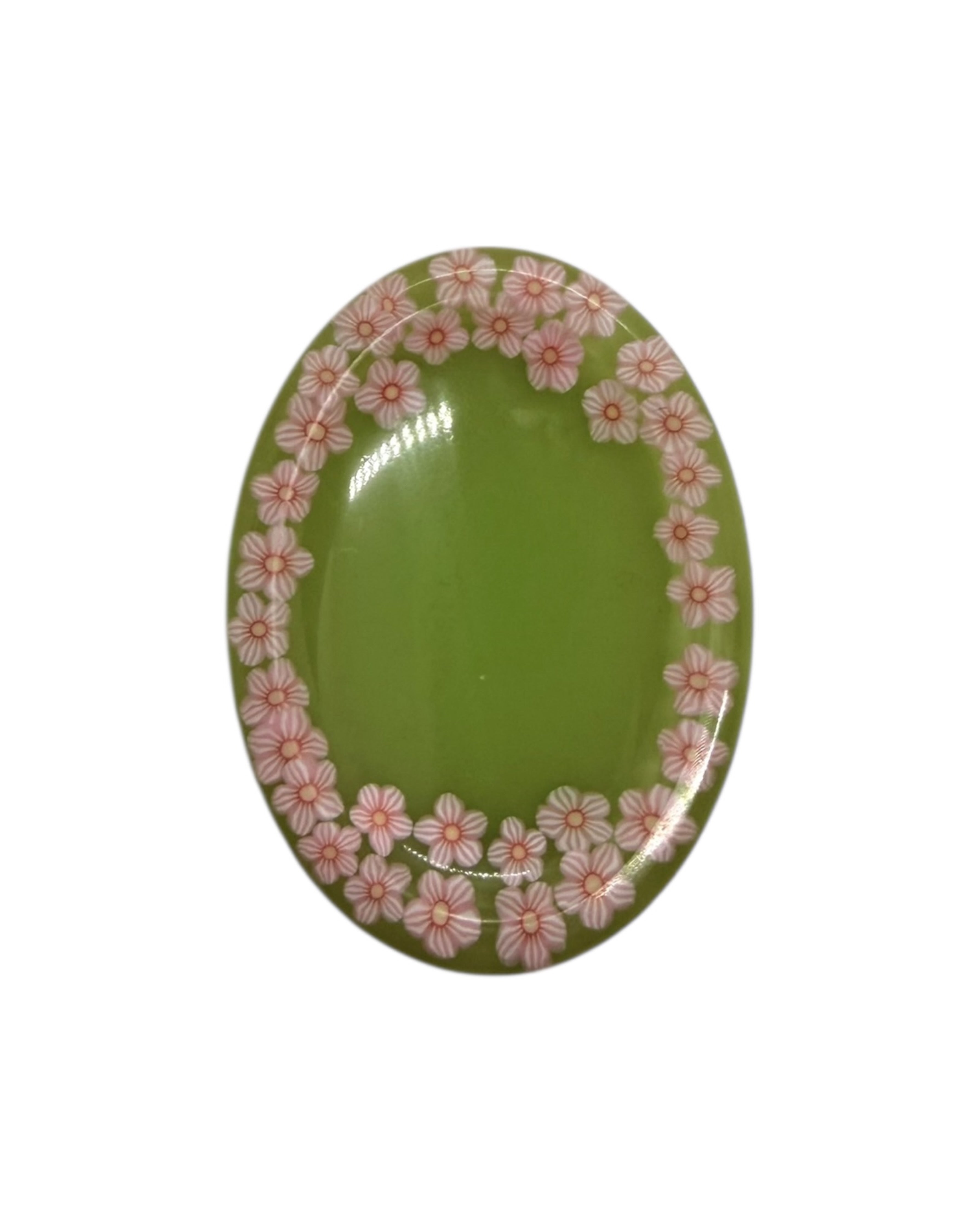 Galet anti-stress Curve en résine époxy artisanale, forme ovale ergonomique, idéal pour un mouvement apaisant et continu.