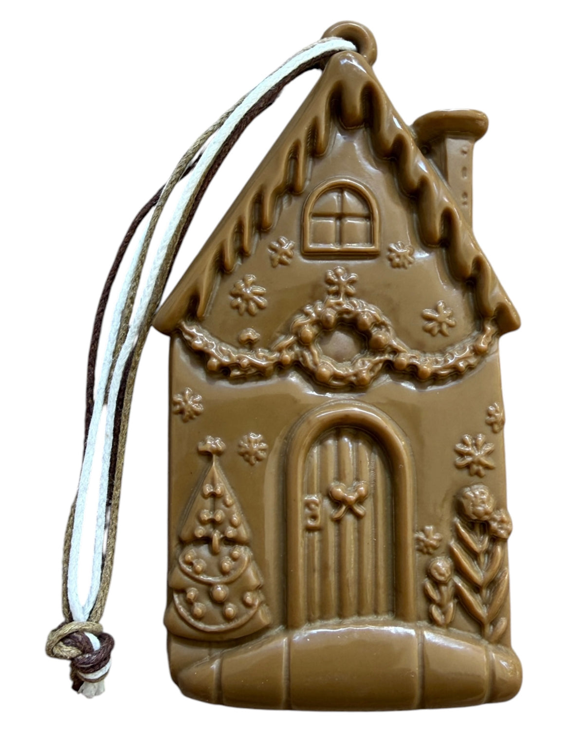 Suspension de Noël Tiny Home Pain d'Épices en résine époxy entièrement réalisée à la main. Petite maison marron inspirée des chalets de Noël, idéale pour décorer un sapin ou offrir pendant les fêtes.