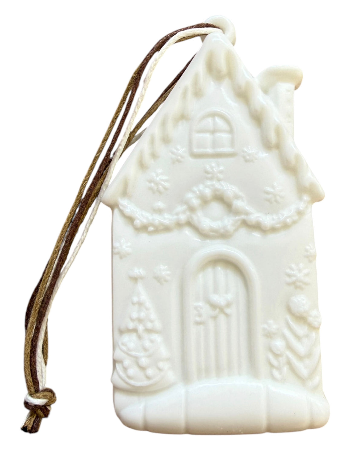 Suspension de Noël Tiny Home Neige Éternelle en résine époxy, entièrement fabriquée à la main. Petite maison blanche à suspendre dans un sapin ou à utiliser comme décoration artisanale de Noël.
