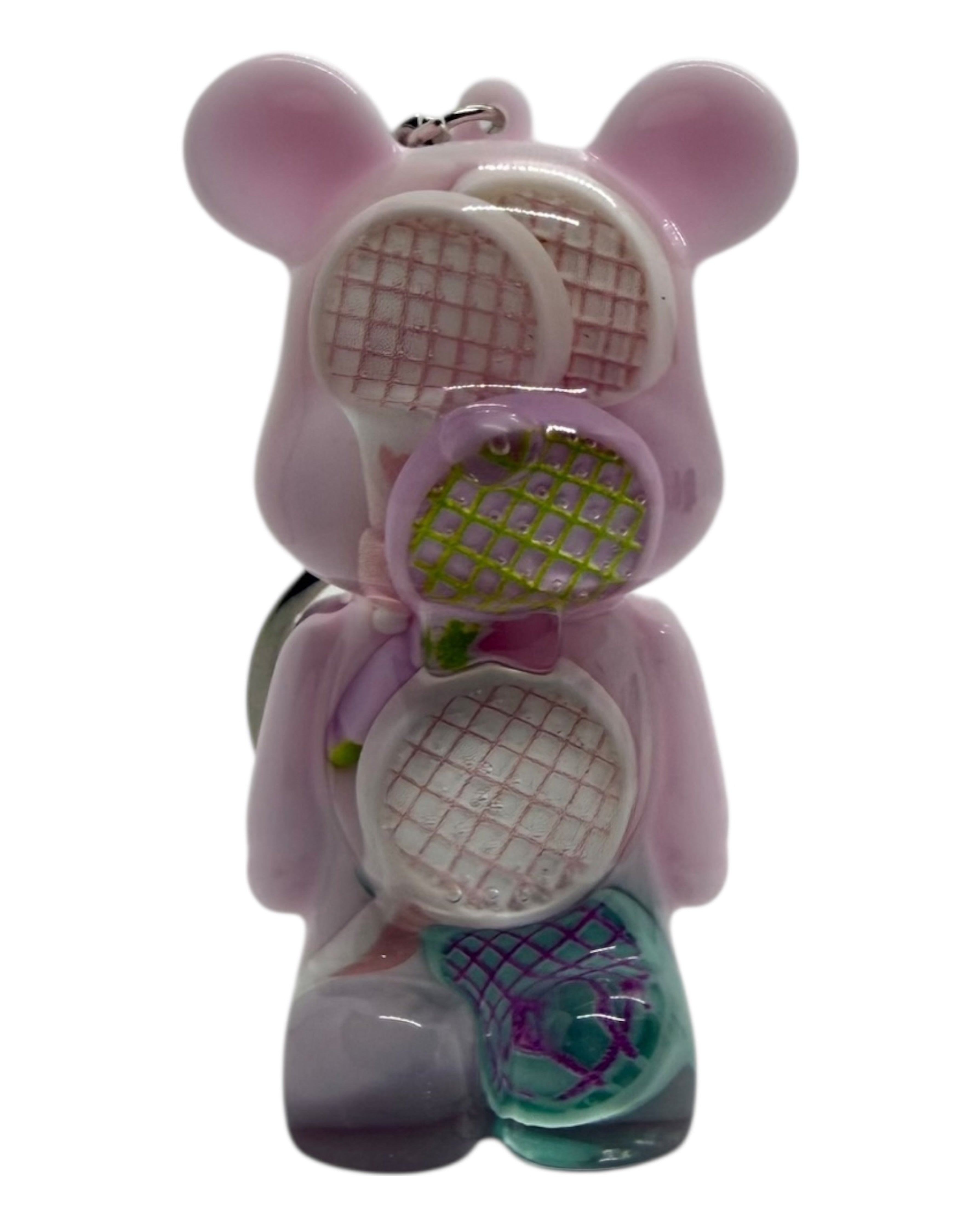 Teddy’z Smash porte cles en resine artisanale, accessoire ludique et original a accrocher au quotidien.
