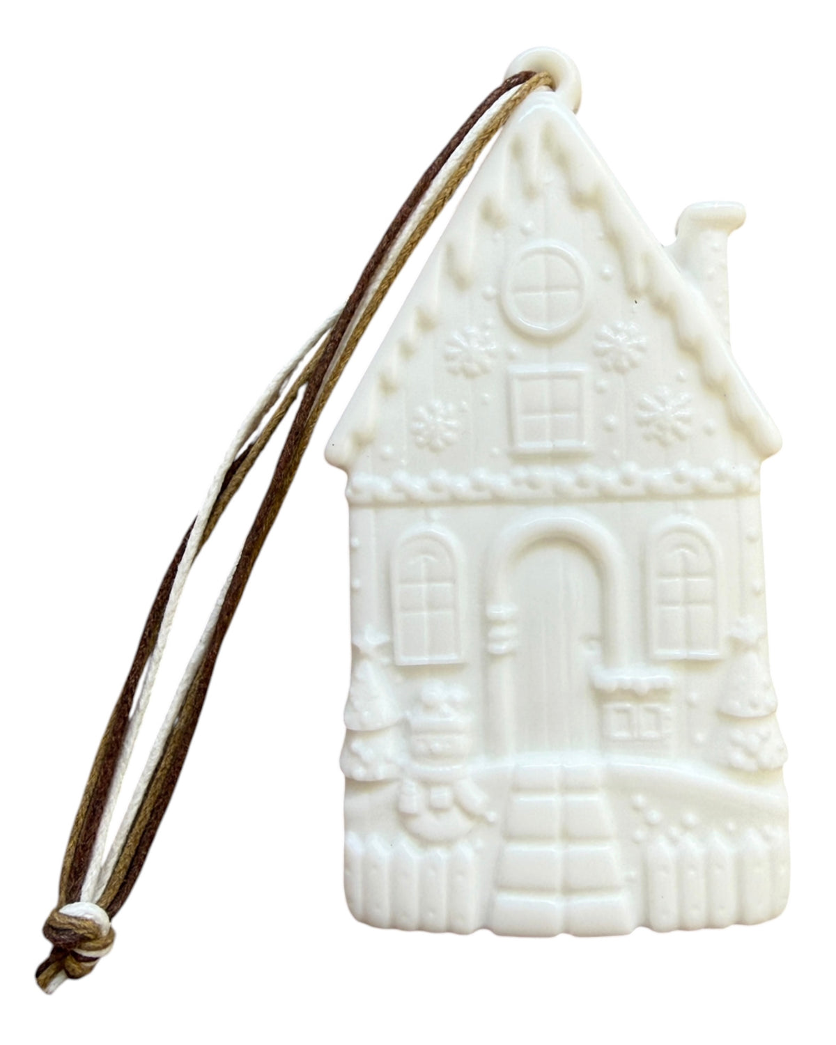 Suspension de Noël Tiny Home Neige Éternelle en résine époxy entièrement fabriquée à la main. Petite maison blanche à suspendre dans un sapin de Noël ou comme décoration artisanale pour les fêtes.